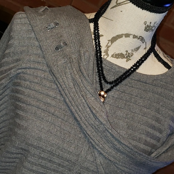 New York & Company Sweaters - NWT ♡ Knit sweater size Large
